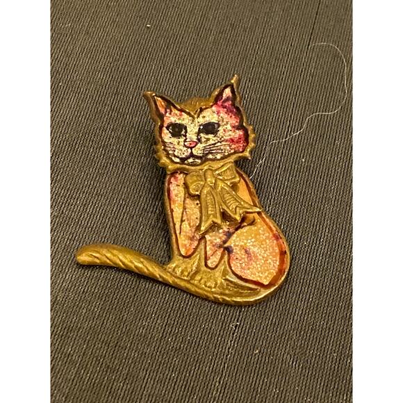 VTG Cat Booch Pin Badge w Moving Head Gold tone aluminum Glitter1.75 in. EUC - Picture 16 of 16